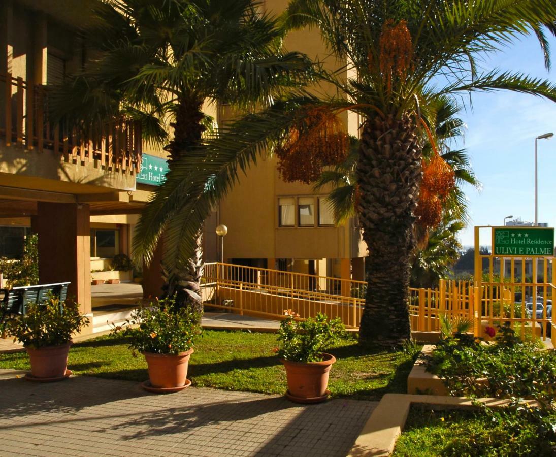 Hotel Residence Ulivi E Palme Cagliari Zimmer foto